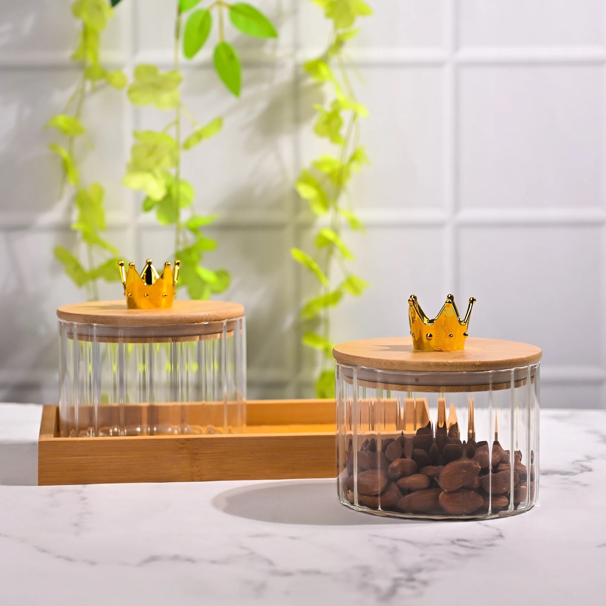 YUTORI Set of 2 Royal Crown Borosilicate Glass Jar Set with Bamboo Lids & Bamboo Tray – Clear Storage Containers for Kitchen – Airtight Spice, Sugar, Tea, Coffee Organizer